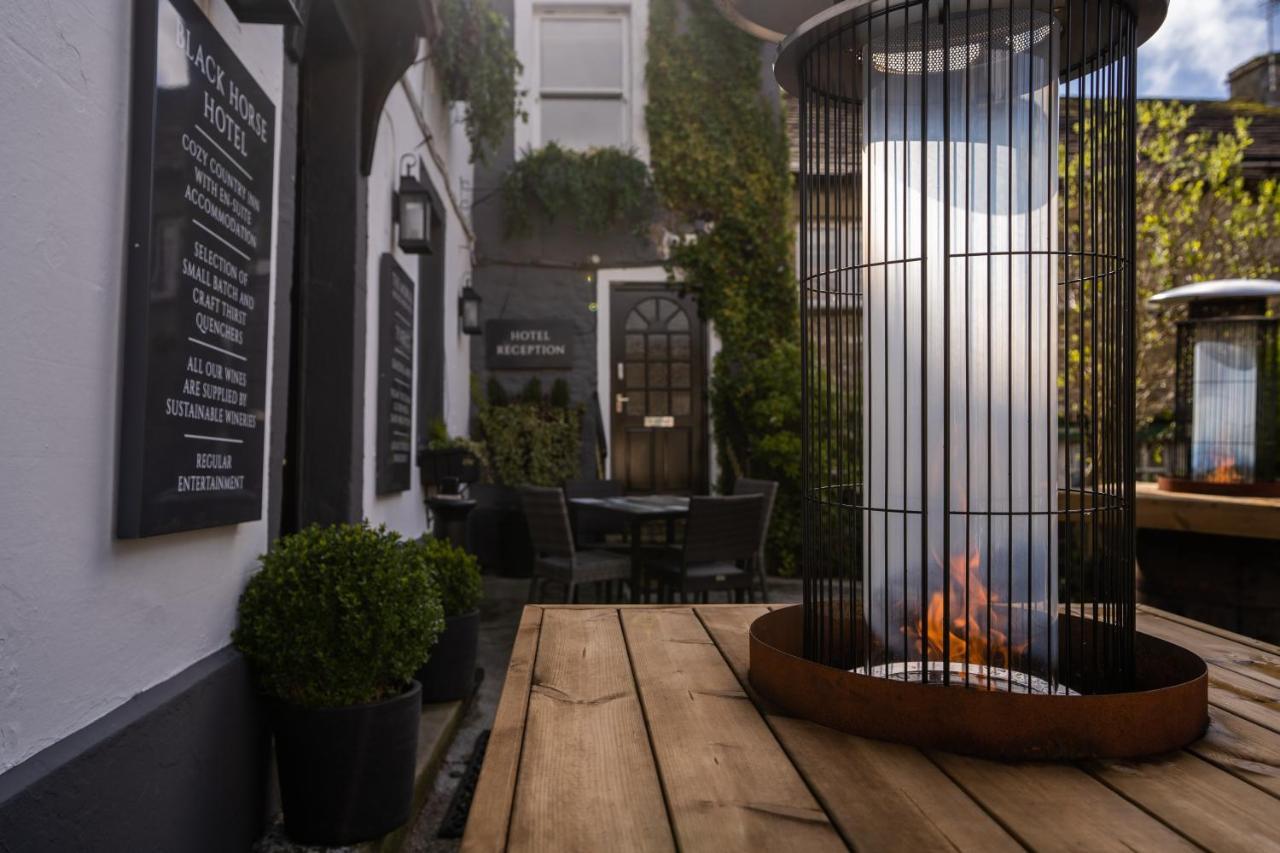 Black Horse Hotel Грасингтън Екстериор снимка