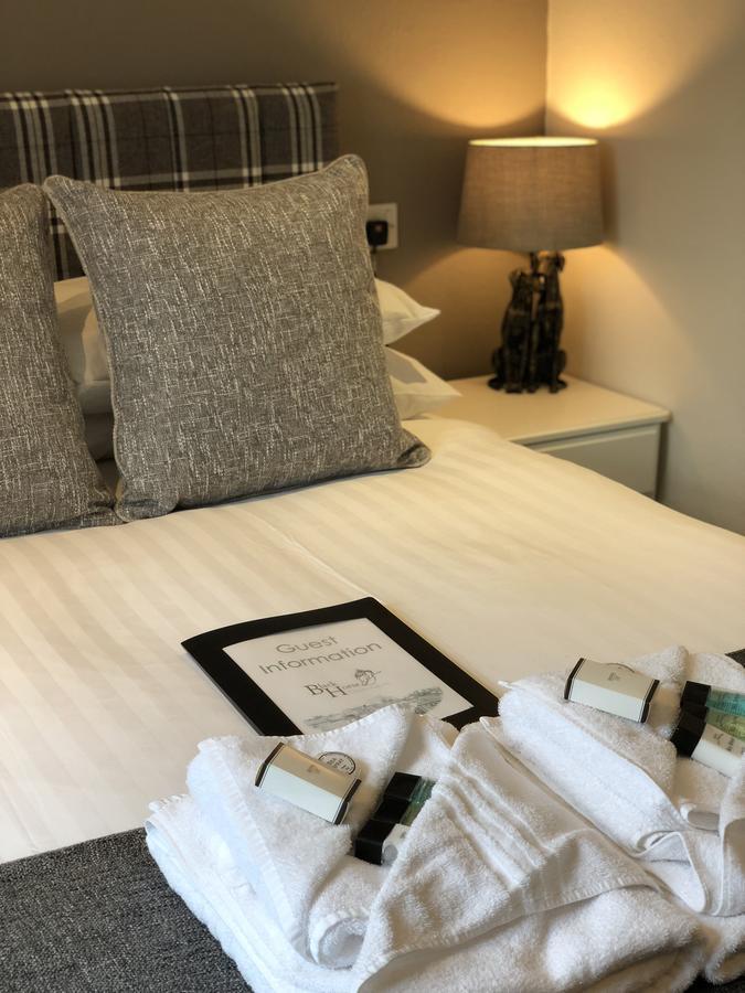 Black Horse Hotel Грасингтън Екстериор снимка